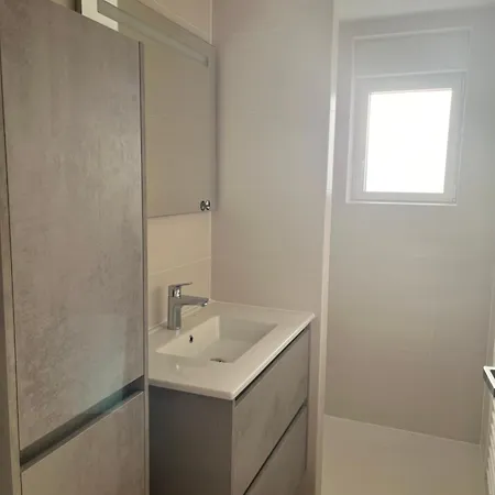 Chaleureuse 8 Personnes - Nouveau Port-Saint-Père