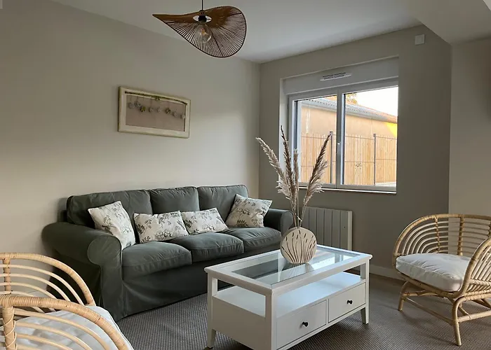 Chaleureuse 8 Personnes - Nouveau *